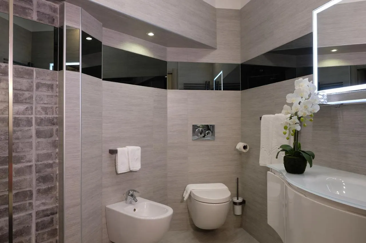 Lenotti Veronesi Bed and Breakfast Bed & Breakfast Verona